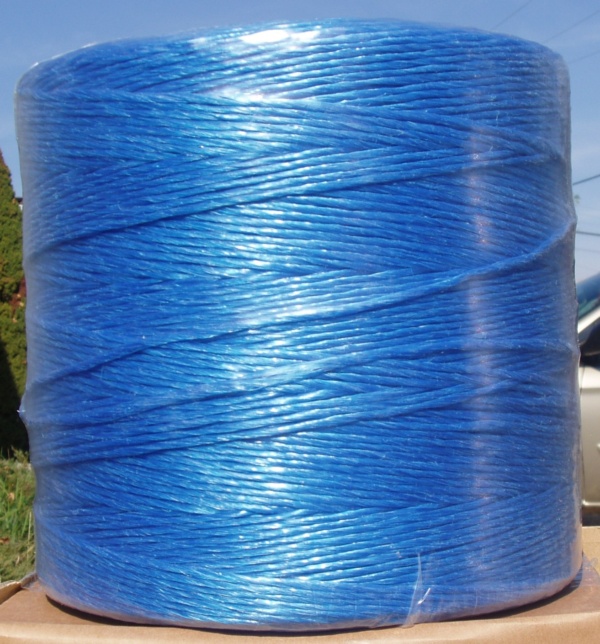 POLY-CTBLUE: 1250' BLUE POLY CHRISTMAS TREE TWINE