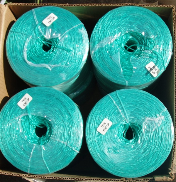 POLY-CTGRN: 1500' GREEN POLY CHRISTMAS TREE TWINE