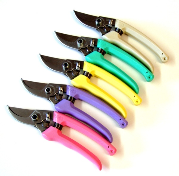 LADIES' PROFESSIONAL HAND PRUNER