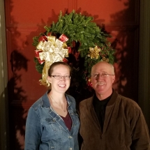 2016GovWreath_Dan_Becca
