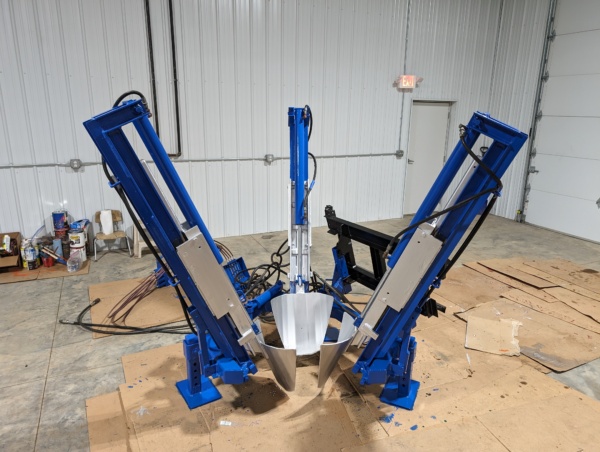 CareTree Tree Spade-Used